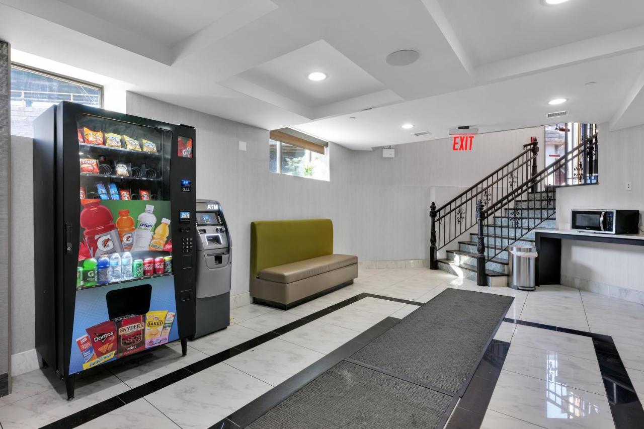 Hotel Mint Jfk Airport New York Exteriör bild